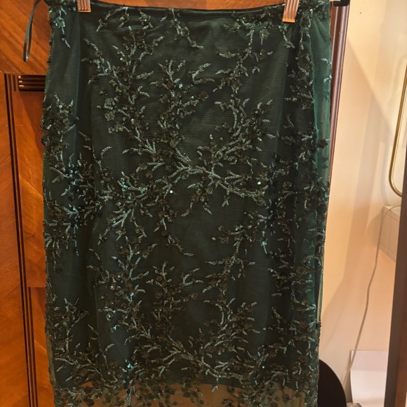 Reformation Blanca Skirt Black Green Embellished - Size 2 - NWT - Picture 2 of 3